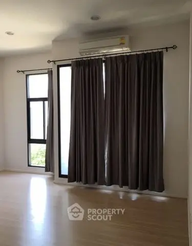 image_rental-5995107