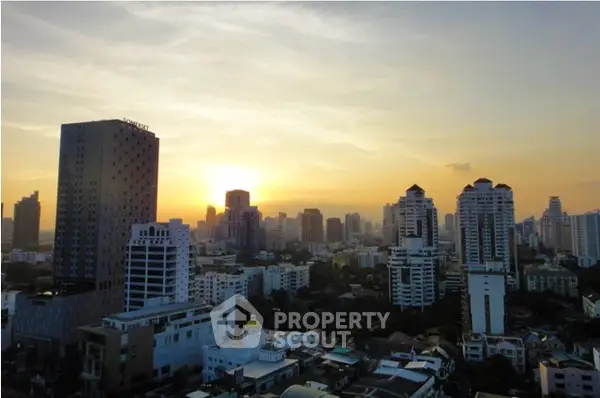 image_rental-5293618