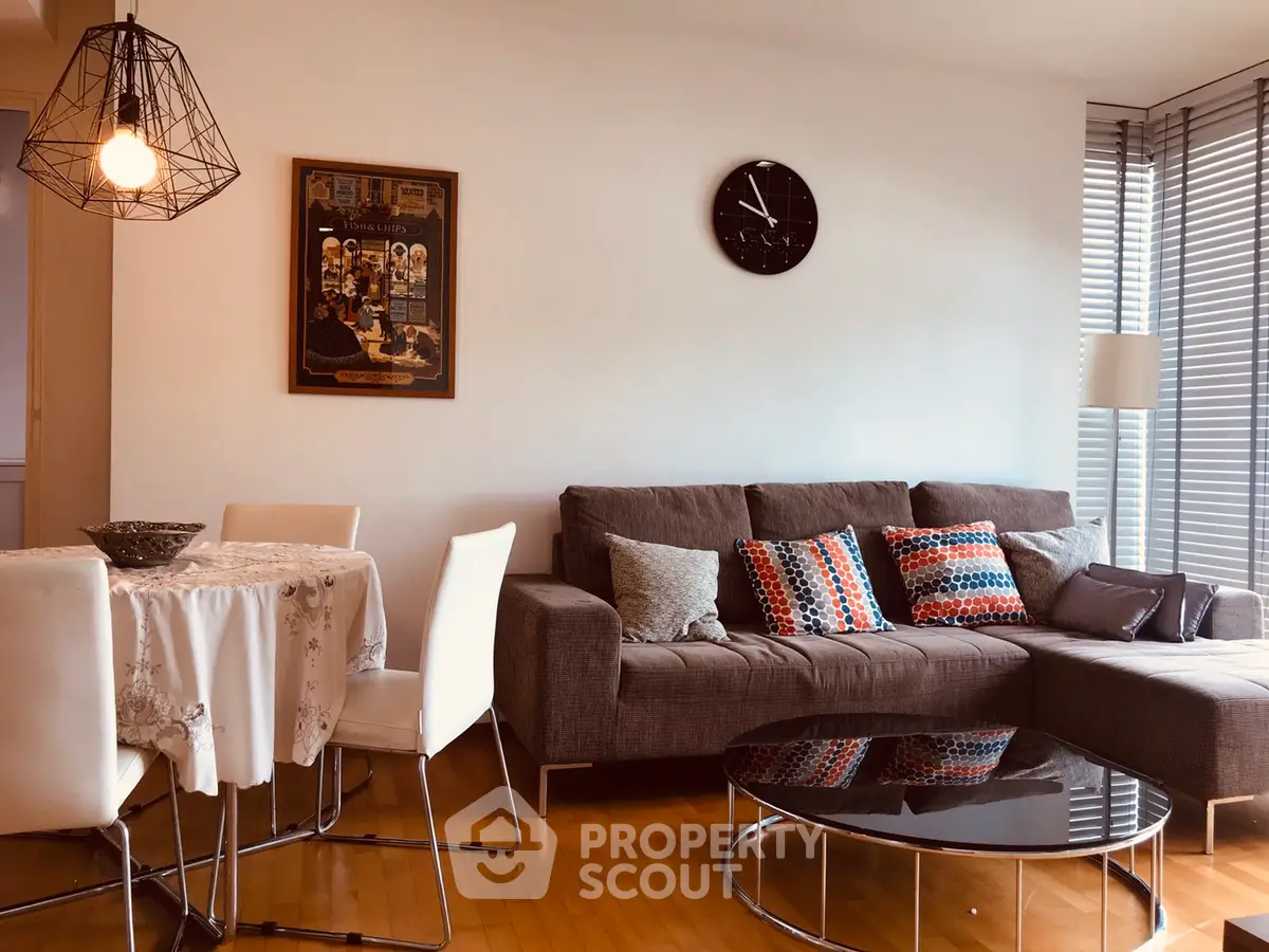  2 Bedrooms Condo at Issara 42 Sukhumvit Condominium-1