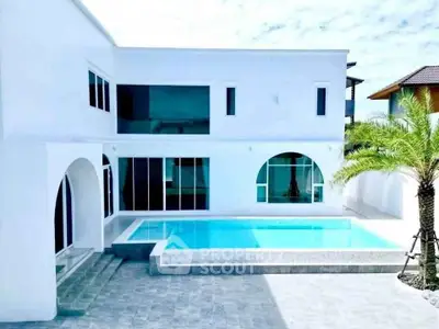 Stunning modern villa with private pool and elegant architecture