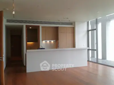 image_rental-29676792