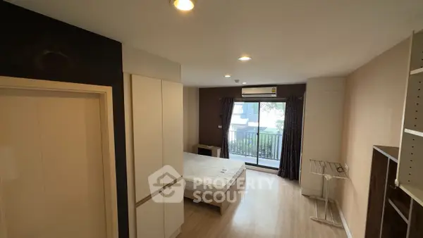 image_rental-29579730