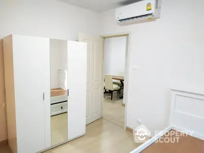  2 Bedrooms Condo at Supalai Veranda Rama 9-9