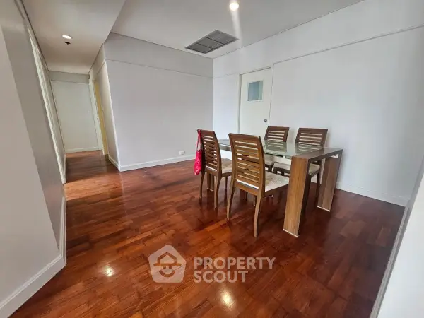 image_rental-31004187