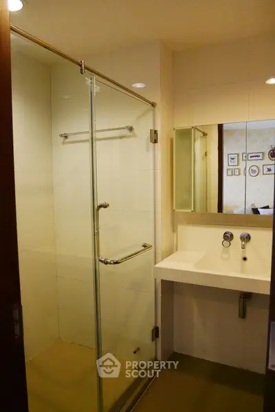  1 Bedroom Condo at Rhythm Ratchada Huaikwang-5