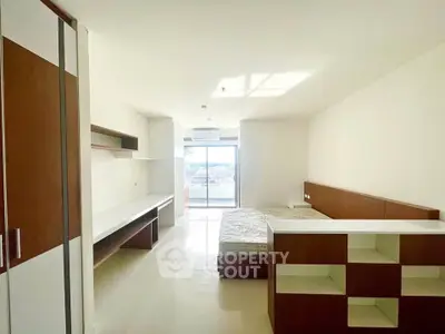 image_rental-29993943