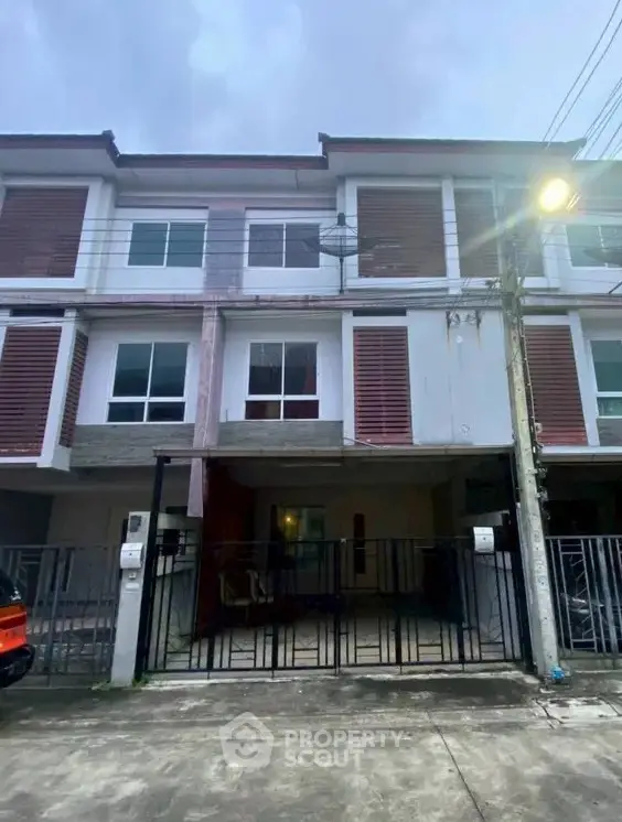 image_rental-27766857