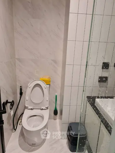 Modern bathroom with sleek design and high-quality fixtures