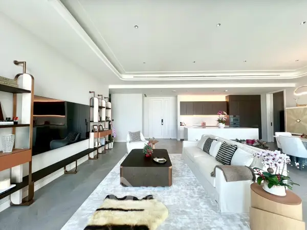 image_rental-31692121