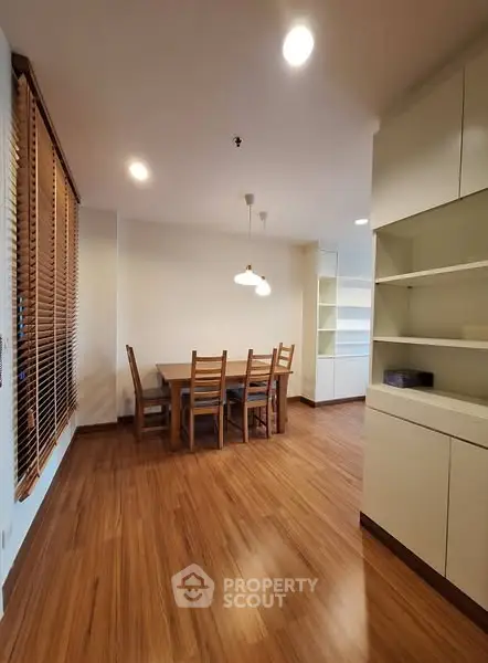 image_rental-26488357