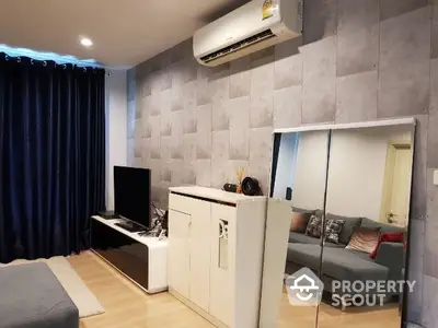  2 Bedrooms Condo at The Base Rama 9 Ramkhamhaeng-5