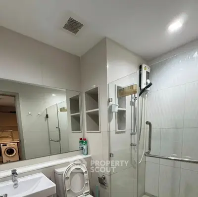 Screenshot 2569-03-15 at 22.24.48.jpg