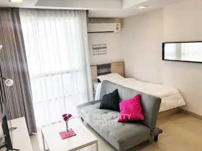  2 Bedrooms Condo -4