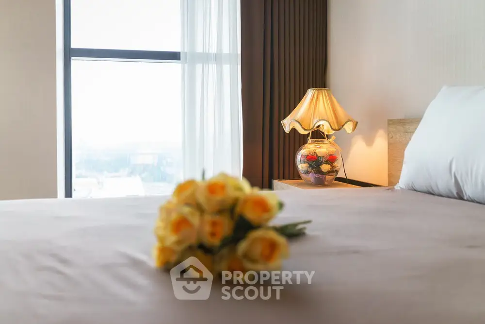  1 Bedroom Condo at Noble Ploenchit-1