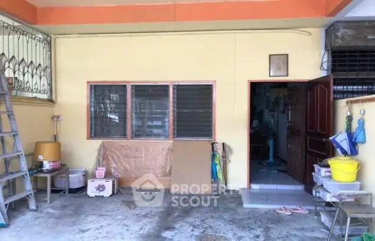 image_rental-6767967