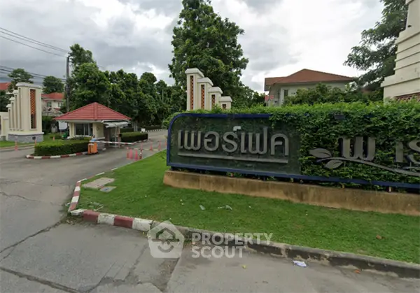 image_rental-7838287