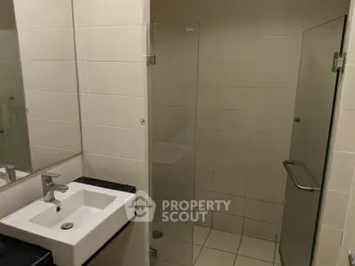  2 Bedrooms Condo at Chewathai Ratchaprarop-2