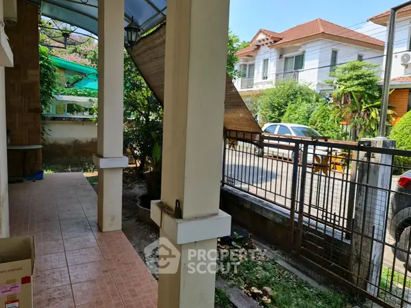 image_rental-8305886