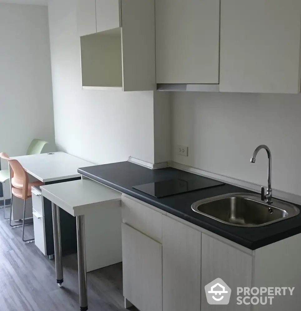  1 Bedroom Condo at Rich Park Triple Station-1