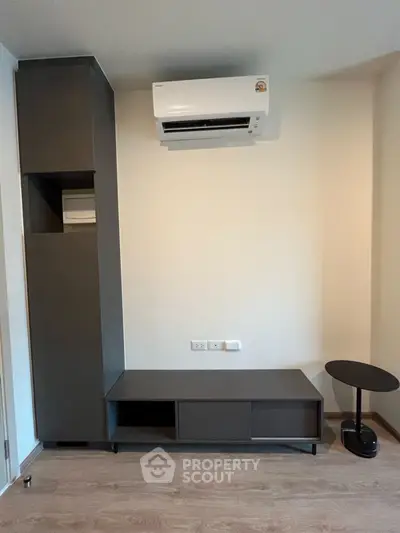 image_rental-27385574