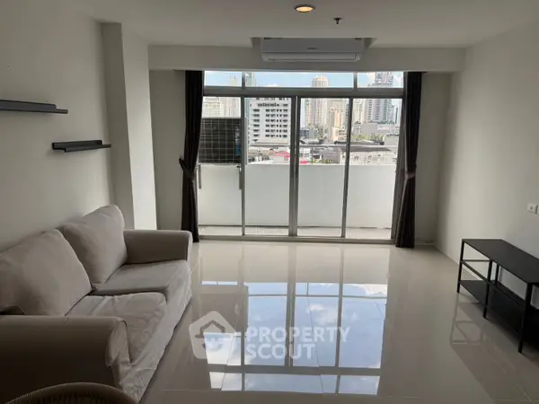 image_rental-28048917