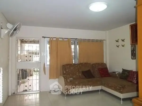 image_rental-31077021