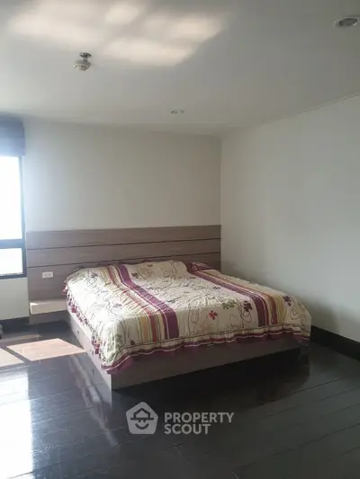  2 Bedrooms Condo at Lumpini Center สุขุมวิท 77-4