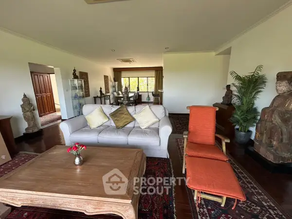 image_rental-30132609