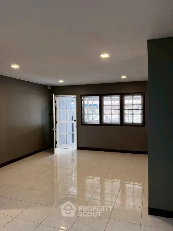 image_rental-26758963