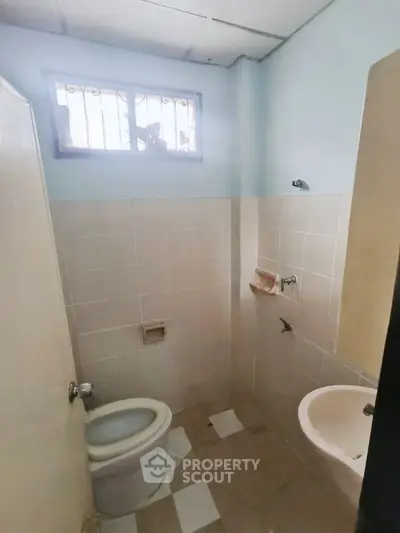 0fa7d6865114f86d9c02b2b9146a9e9d (1).jpg