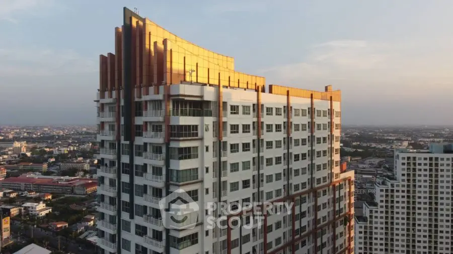 Stunning high-rise building with modern architecture and panoramic city views.