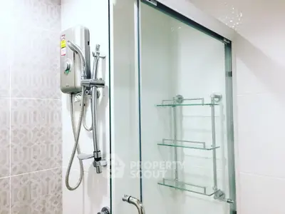  1 Bedroom Condo at Thana Astoria Pinklao-2