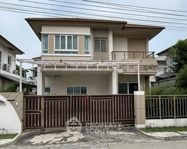 1910182-Photoroom (1).png