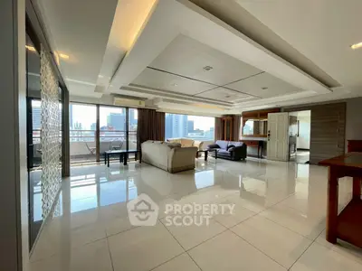 image_rental-32516472