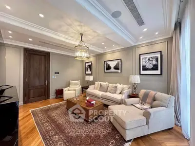 Luxurious living room with elegant decor and cozy seating area, perfect for relaxation and entertainment.