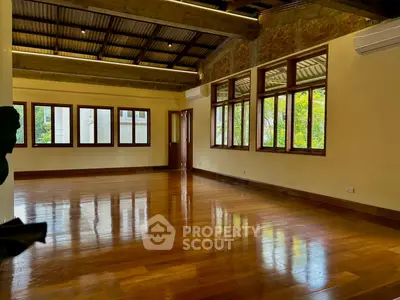 image_rental-31838301