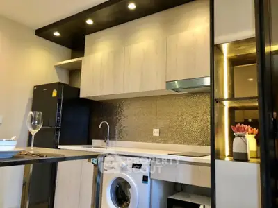  2 Bedrooms Condo at Life One Wireless ไลฟ์ วัน วิทยุ-3