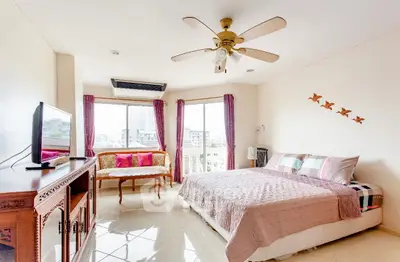 image_rental-28272528