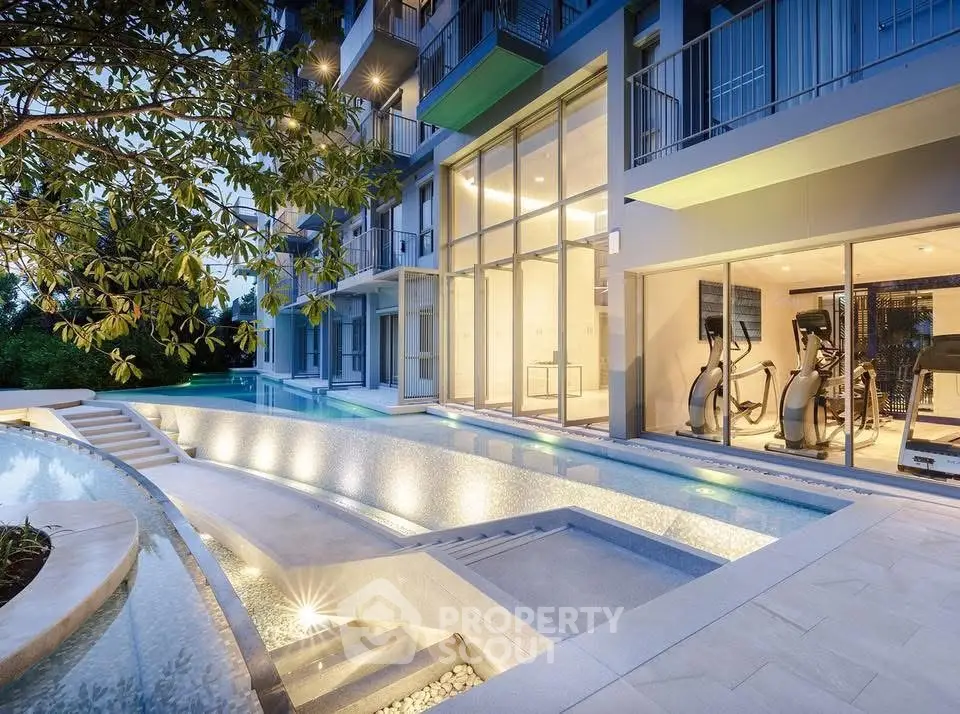 Luxurious modern apartment with pool and gym access, perfect for active lifestyle seekers.