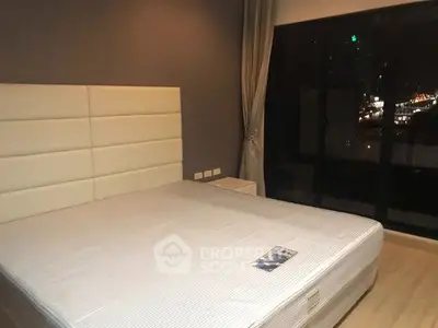  2 Bedrooms Condo at Urbano Absolute-6