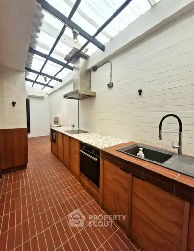 image_rental-30425226