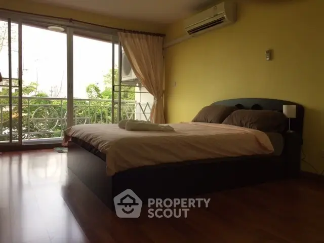  1 Bedroom Condo at Prayapirom Chateau Riverboat-7