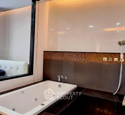 Screenshot 2569-03-12 at 17.50.06.jpg