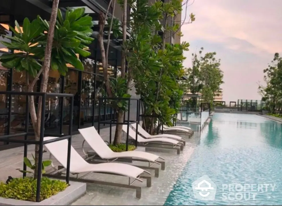  2 Bedrooms Condo at Whizdom Essence Sukhumvit-1