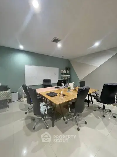 image_rental-27628935