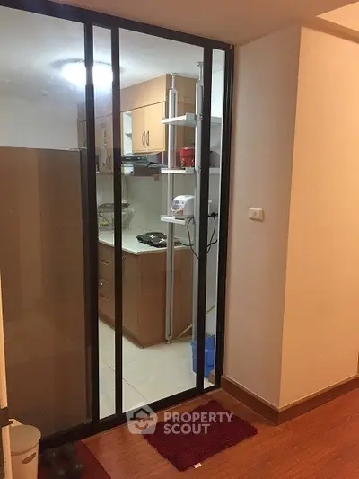  1 Bedroom Condo at Supalai Premier Place Asok Livingroom
