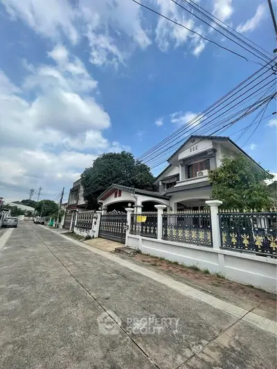 image_rental-31692214