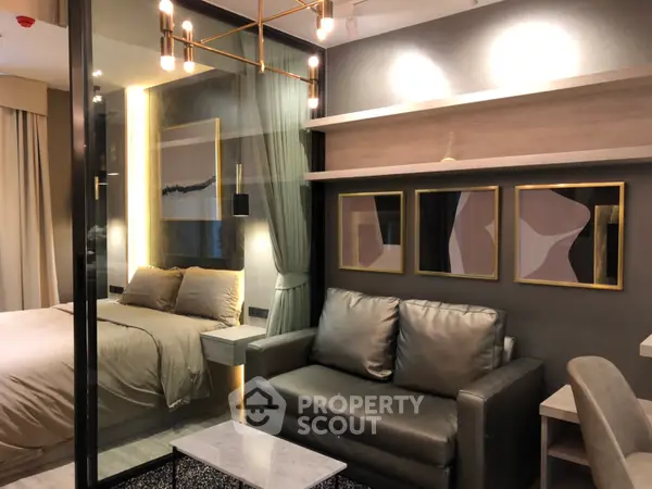 image_rental-5271763