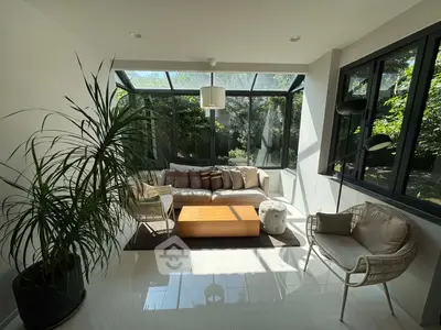 image_rental-27478121