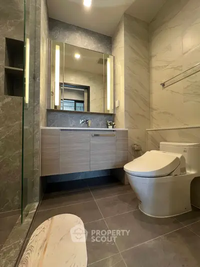 Modern bathroom with sleek design and elegant fixtures